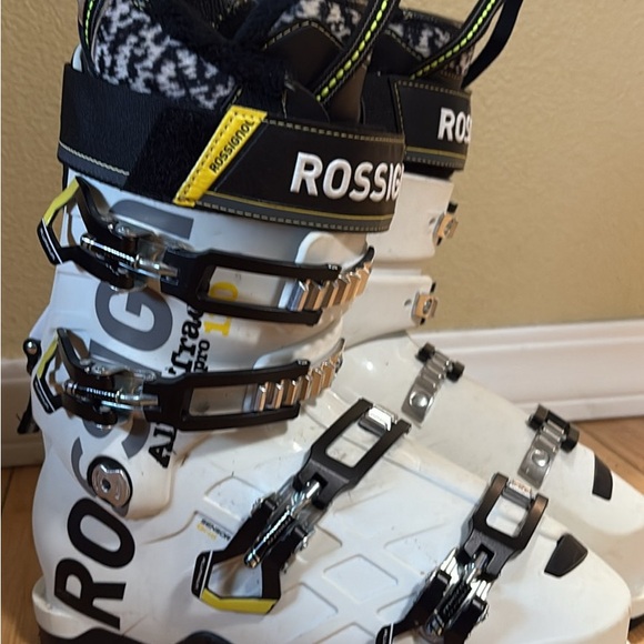 Rossignol Shoes - Rossignol White Ski Boots with Black and Yellow Details